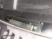 ✅ 2005 Chevrolet Avalanche LS • VIN: 3GNEC12Z95G156367 • Lot: 43211166. Listed on IAAI with 175,569 mi. Free auction sales archive from the USA and detailed vehicle history report at DreamBid. Image 9.