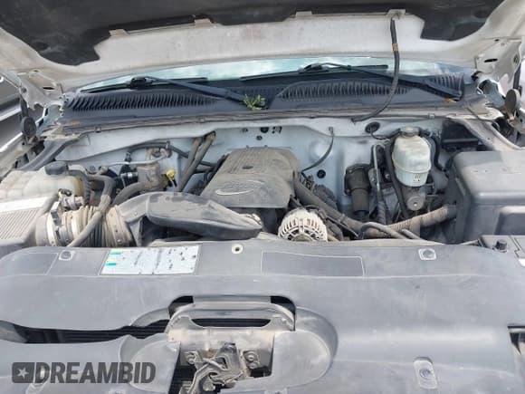 ✅ 2006 Chevrolet Silverado 2500HD LT2 • VIN: 1GCHK29U16E207166 • Lot: 42068401. Listed on IAAI with 105,646 mi. Free auction sales archive from the USA and detailed vehicle history report at DreamBid. Image 10.