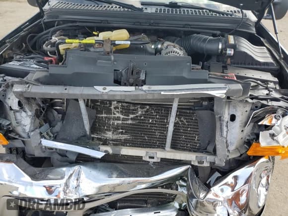 ✅ 2000 Ford Excursion Limited • VIN: 1FMSU43F9YEB39719 • Lot: 54107815. Listed on Copart with 243,842 mi. Free auction sales archive from the USA and detailed vehicle history report at DreamBid. Image 12.