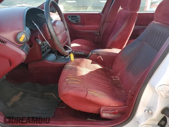 ✅ 1995 Chevrolet Corsica • VIN: 1G1LD5548SY236130 • Лот: 78059984. Опубликован ранее на Copart с пробегом 280 703 миль. Бесплатный доступ к архиву аукционных продаж из США и подробный отчёт об истории автомобиля на DreamBid. Изображение 7.