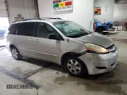 ✅ 2006 Toyota Sienna LE • VIN: 5TDZA23C26S524374 • Lot: 93136895. Wystawiony na Copart z przebiegiem 196 512 mil. Bezpłatny archiwum sprzedaży aukcyjnych z USA i szczegółowy raport historii pojazdu na DreamBid. Zdjęcie 4.