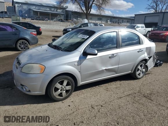 ✅ 2008 Chevrolet Aveo LT • VIN: KL1TG56658B261388 • Lot: 45560525. Wystawiony na Copart z przebiegiem 104 915 mil. Bezpłatny archiwum sprzedaży aukcyjnych z USA i szczegółowy raport historii pojazdu na DreamBid. Zdjęcie 1.