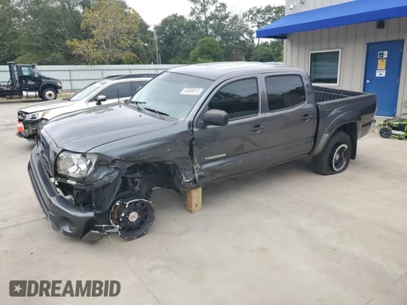 ✅ 2011 Toyota Tacoma PreRunner • VIN: 5TFJU4GNXBX010000 • Lot: 85889915. Listed on Copart with 216,189 mi. Free auction sales archive from the USA and detailed vehicle history report at DreamBid. Image 1.