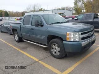 ✅ 2008 Chevrolet Silverado 1500 1LT • VIN: 3GCEK13308G271112 • Лот: 43623936. Опубликован ранее на IAAI с пробегом 152 113 миль. Бесплатный доступ к архиву аукционных продаж из США и подробный отчёт об истории автомобиля на DreamBid. Изображение 1.