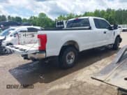 ✅ 2018 Ford F-250 XL • VIN: 1FT7X2A64JEC38334 • Lot: 42254856. Listed on IAAI with 218,324 mi. Free auction sales archive from the USA and detailed vehicle history report at DreamBid. Image 4.
