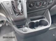 ✅ 2017 Ford Transit XL • VIN: 1FBZX2ZM8HKB08231 • Lot: 41422653. Wystawiony na IAAI z przebiegiem Nie podano. Bezpłatny archiwum sprzedaży aukcyjnych z USA i szczegółowy raport historii pojazdu na DreamBid. Zdjęcie 11.