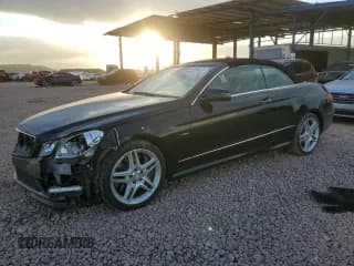 ✅ 2012 Mercedes-Benz E 550 • VIN: WDDKK7DF7CF175900 • Лот: 87669315. Опубликован ранее на Copart с пробегом 80 803 миль. Бесплатный доступ к архиву аукционных продаж из США и подробный отчёт об истории автомобиля на DreamBid. Изображение 1.