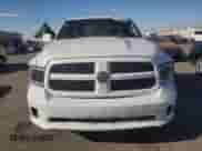 2017 Ram 1500 Tradesman z VIN 3C6JR6AG7HG791523, wystawiony jako Copart lot #71866985 z przebiegiem 182 795 mil mil oraz Szkoda całkowita • Salvage title. Historia ofert i sprzedaży dostępna na DreamBid. Obrazek 5.