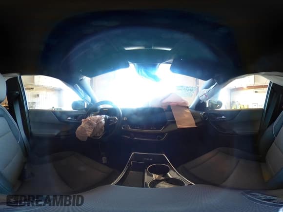 ✅ 2025 Chevrolet Equinox AWD LT • VIN: 3GNAXPEG2SL162773 • Lot: 42633486. Wystawiony na IAAI z przebiegiem 9 758 mil. Bezpłatny archiwum sprzedaży aukcyjnych z USA i szczegółowy raport historii pojazdu na DreamBid. Zdjęcie 18.