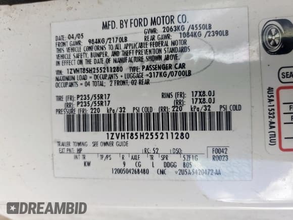 ✅ 2005 Ford Mustang GT Deluxe • VIN: 1ZVHT85H255211280 • Lot: 69271235. Wystawiony na Copart z przebiegiem 109 841 mil. Bezpłatny archiwum sprzedaży aukcyjnych z USA i szczegółowy raport historii pojazdu na DreamBid. Zdjęcie 12.