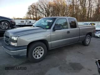 ✅ 2006 Chevrolet Silverado 1500 LS • VIN: 1GCEC19X96Z144475 • Лот: 80360074. Опубликован ранее на Copart с пробегом 185 488 миль. Бесплатный доступ к архиву аукционных продаж из США и подробный отчёт об истории автомобиля на DreamBid. Изображение 1.