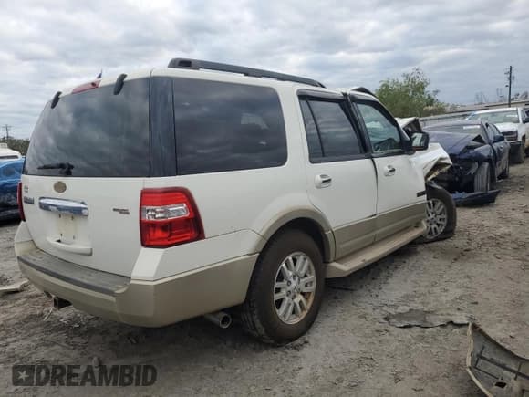 ✅ 2008 Ford Expedition Eddie Bauer • VIN: 1FMFU17548LA14558 • Lot: 79492694. Listed on Copart with Not provided. Free auction sales archive from the USA and detailed vehicle history report at DreamBid. Image 3.