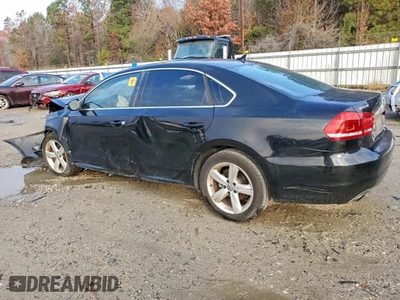 ✅ 2012 Volkswagen Passat SE • VIN: 1VWBP7A35CC059776 • Lot: 93387235. Listed on Copart with 252,488 mi. Free auction sales archive from the USA and detailed vehicle history report at DreamBid. Image 2.