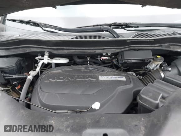 ✅ 2020 Honda Passport Sport • VIN: 5FNYF8H29LB012580 • Lot: 43028558. Listed on IAAI with 46,674 mi. Free auction sales archive from the USA and detailed vehicle history report at DreamBid. Image 10.