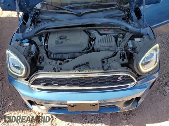 ✅ 2021 MINI Countryman Cooper S • VIN: WMZ53BR00M3M88611 • Lot: 66315865. Listed on Copart with 22,671 mi. Free auction sales archive from the USA and detailed vehicle history report at DreamBid. Image 12.