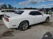 ✅ 2010 Dodge Challenger SE • VIN: 2B3CJ4DV1AH300457 • Lot: 76714904. Wystawiony na Copart z przebiegiem 187 962 mil. Bezpłatny archiwum sprzedaży aukcyjnych z USA i szczegółowy raport historii pojazdu na DreamBid. Zdjęcie 3.