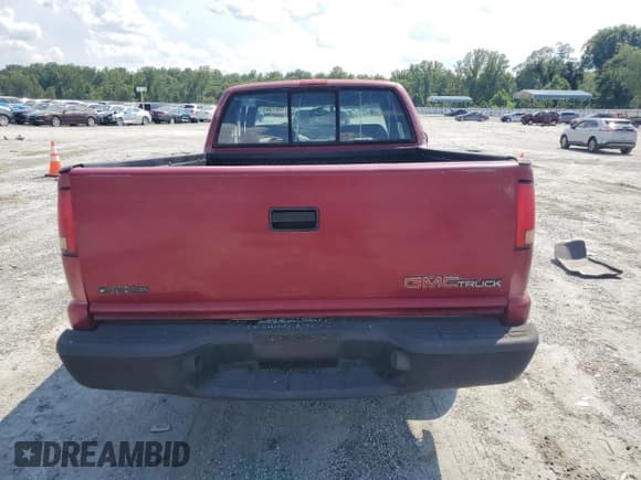 ✅ 1995 GMC Sonoma SLS • VIN: 1GTCS19Z9S8526923 • Лот: 67539755. Опубликован ранее на Copart с пробегом 222 665 миль. Бесплатный доступ к архиву аукционных продаж из США и подробный отчёт об истории автомобиля на DreamBid. Изображение 6.