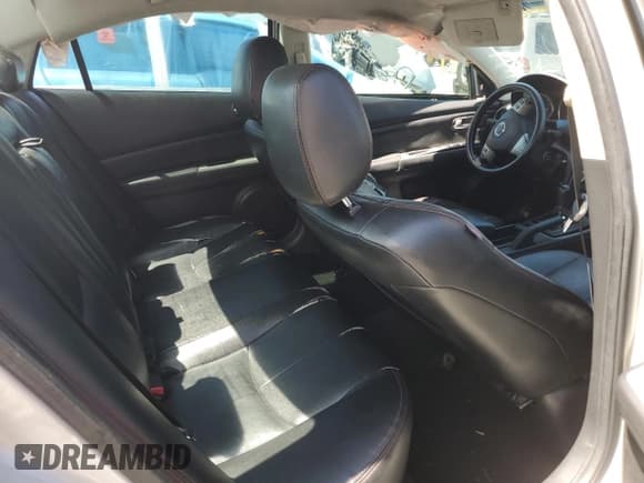 ✅ 2009 Mazda 6 i Sport • VIN: 1YVHP81A995M17194 • Лот: 68468365. Опубликован ранее на Copart с пробегом Не указан. Бесплатный доступ к архиву аукционных продаж из США и подробный отчёт об истории автомобиля на DreamBid. Изображение 10.