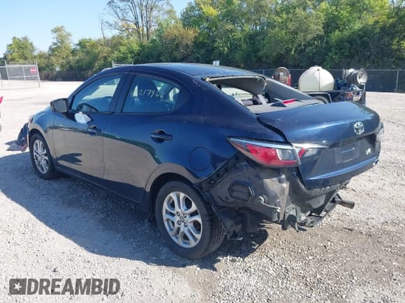 ✅ 2017 Toyota Yaris • VIN: 3MYDLBYV6HY163260 • Lot: 43217962. Listed on IAAI with 120,191 mi. Free auction sales archive from the USA and detailed vehicle history report at DreamBid. Image 3.