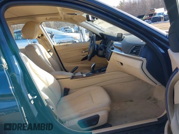 ✅ 2014 BMW 3 Series 328i xDrive • VIN: WBA3G7C5XEK296209 • Лот: 41420064. Опубликован ранее на IAAI с пробегом 104 386 миль. Бесплатный доступ к архиву аукционных продаж из США и подробный отчёт об истории автомобиля на DreamBid. Изображение 5.