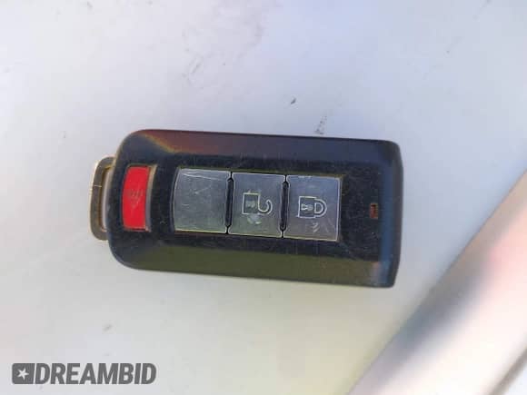 2011 Mitsubishi Outlander SE с VIN JA4AP4AU7BZ008842, выставлен на аукционе IAAI как лот 43180727 с пробегом 153 555 миль миль и . История ставок и продаж доступна на DreamBid. Изображение 11.