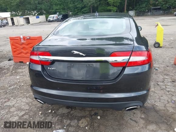 ✅ 2013 Jaguar XF RWD • VIN: SAJWA0ES1DPS97134 • Лот: 42482630. Опубликован ранее на IAAI с пробегом 175 937 миль. Бесплатный доступ к архиву аукционных продаж из США и подробный отчёт об истории автомобиля на DreamBid. Изображение 17.