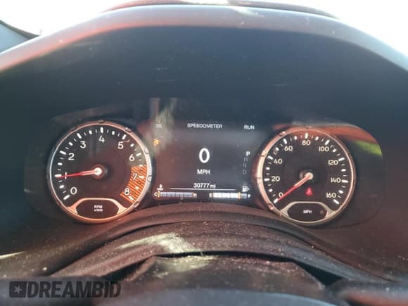 ✅ 2020 Jeep Renegade Limited • VIN: ZACNJAD13LPK99099 • Lot: 88714235. Listed on Copart with 30,777 mi. Free auction sales archive from the USA and detailed vehicle history report at DreamBid. Image 9.