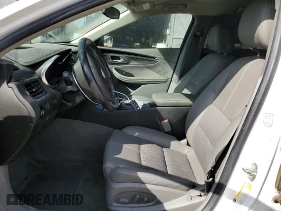 ✅ 2018 Chevrolet Impala LT • VIN: 1G1105SA5JU137171 • Лот: 74149034. Опубликован ранее на Copart с пробегом 88 934 миль. Бесплатный доступ к архиву аукционных продаж из США и подробный отчёт об истории автомобиля на DreamBid. Изображение 7.