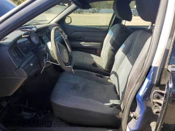 ✅ 2011 Ford Police Interceptor • VIN: 2FABP7BVXBX137916 • Lot: 89519195. Listed on Copart with Not provided. Free auction sales archive from the USA and detailed vehicle history report at DreamBid. Image 7.