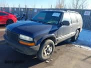 ✅ 2002 Chevrolet Blazer LS • VIN: 1GNDT13W82K183578 • Lot: 41349710. Wystawiony na IAAI z przebiegiem Nie podano. Bezpłatny archiwum sprzedaży aukcyjnych z USA i szczegółowy raport historii pojazdu na DreamBid. Zdjęcie 2.