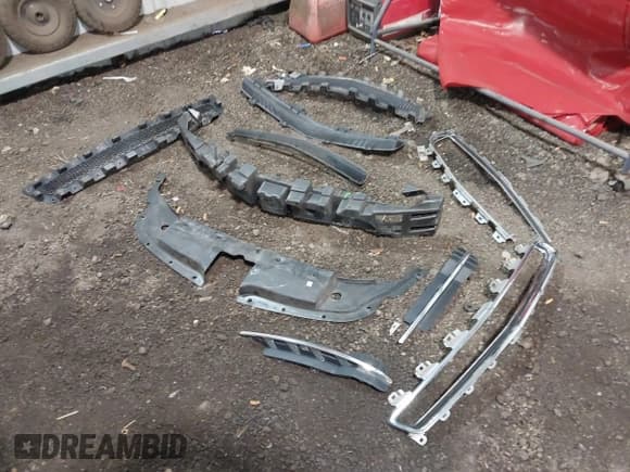 ✅ 2012 Chevrolet Malibu 1LT • VIN: 1G1ZC5E09CF241795 • Лот: 43457814. Опубликован ранее на IAAI с пробегом 188 254 миль. Бесплатный доступ к архиву аукционных продаж из США и подробный отчёт об истории автомобиля на DreamBid. Изображение 12.