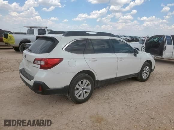 ✅ 2018 Subaru Outback Premium • VIN: 4S4BSAHC2J3225376 • Lot: 68122225. Listed on Copart with 100,596 mi. Free auction sales archive from the USA and detailed vehicle history report at DreamBid. Image 3.