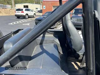 ✅ 1986 Jeep CJ • VIN: 1JCCM87A8GT005257 • Lot: 73515554. Wystawiony na Copart z przebiegiem 51 993 mil. Bezpłatny archiwum sprzedaży aukcyjnych z USA i szczegółowy raport historii pojazdu na DreamBid. Zdjęcie 6.