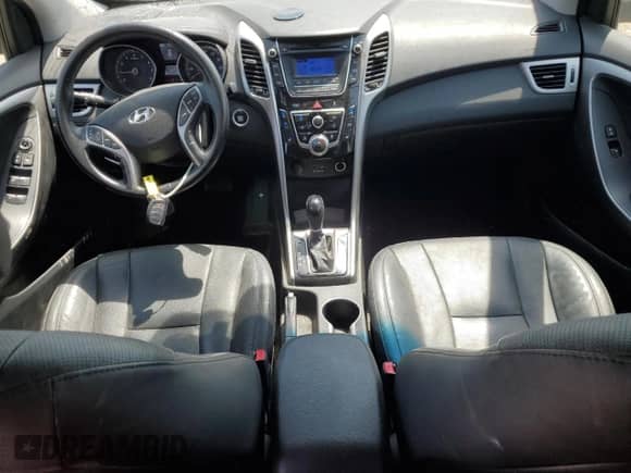 2017 Hyundai Elantra с VIN KMHD35LH8HU363329, выставлен на аукционе Copart как лот 64446855 с пробегом 73 779 миль миль и Списание • Salvage title. История ставок и продаж доступна на DreamBid. Изображение 8.