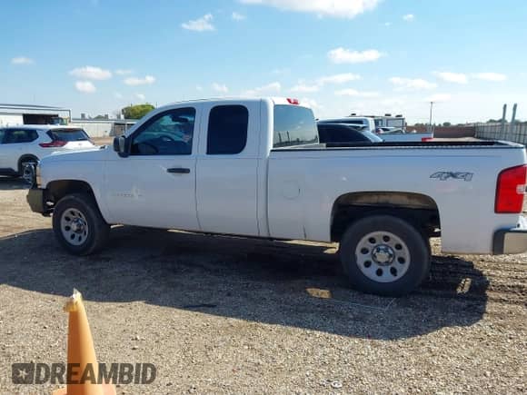 ✅ 2013 Chevrolet Silverado 1500 Work Truck • VIN: 1GCRKPE72DZ323418 • Лот: 43237676. Опубликован ранее на IAAI с пробегом 185 457 миль. Бесплатный доступ к архиву аукционных продаж из США и подробный отчёт об истории автомобиля на DreamBid. Изображение 14.