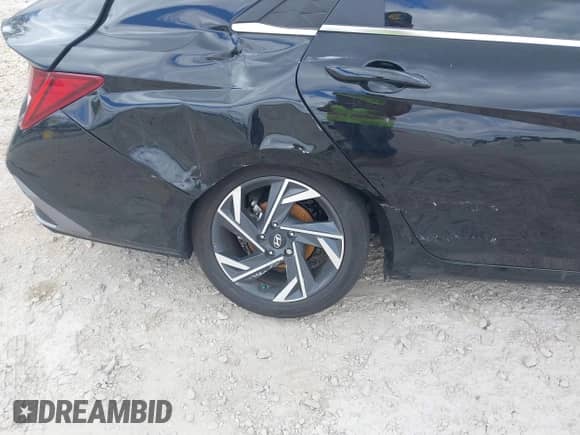 2024 Hyundai Elantra SEL с VIN KMHLS4DG5RU789477, выставлен на аукционе IAAI как лот 43074067 с пробегом 10 578 миль миль и . История ставок и продаж доступна на DreamBid. Изображение 6.