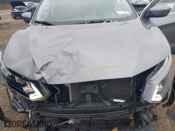 ✅ 2020 Nissan Rogue SV • VIN: JN1BJ1CV7LW542008 • Lot: 43785934. Wystawiony na IAAI z przebiegiem 80 620 mil. Bezpłatny archiwum sprzedaży aukcyjnych z USA i szczegółowy raport historii pojazdu na DreamBid. Zdjęcie 10.