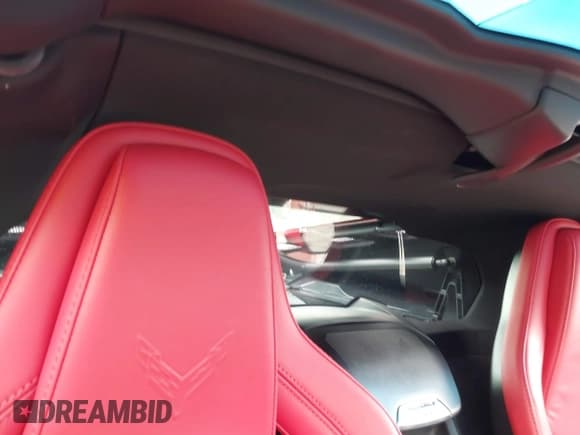 ✅ 2023 Chevrolet Corvette 2LT • VIN: 1G1YB2D46P5111406 • Lot: 41084884. Listed on IAAI with 21,789 mi. Free auction sales archive from the USA and detailed vehicle history report at DreamBid. Image 8.