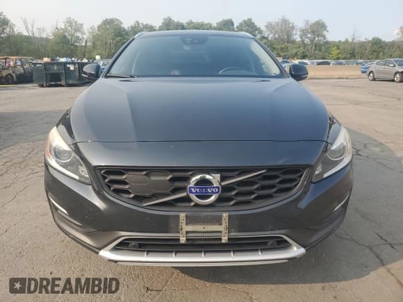 ✅ 2015 Volvo V60 T5 Platinum • VIN: YV4612HM0F1001773 • Lot: 71915875. Listed on Copart with 162,306 mi. Free auction sales archive from the USA and detailed vehicle history report at DreamBid. Image 5.