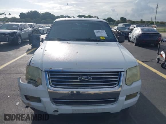 ✅ 2008 Ford Explorer XLT • VIN: 1FMEU73838UB17950 • Lot: 42746847. Wystawiony na IAAI z przebiegiem 132 411 mil. Bezpłatny archiwum sprzedaży aukcyjnych z USA i szczegółowy raport historii pojazdu na DreamBid. Zdjęcie 12.