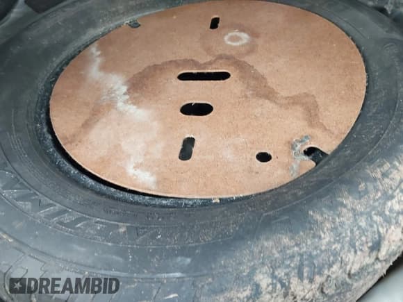 ✅ 2001 Infiniti I30 Luxury • VIN: JNKCA31A31T000348 • Lot: 41948369. Listed on IAAI with 181,394 mi. Free auction sales archive from the USA and detailed vehicle history report at DreamBid. Image 12.