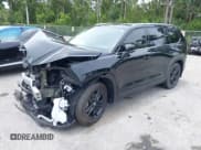 ✅ 2024 Toyota Highlander XLE • VIN: 5TDAAAB52RS006098 • Лот: 42426254. Опубликован ранее на IAAI с пробегом 13 783 миль. Бесплатный доступ к архиву аукционных продаж из США и подробный отчёт об истории автомобиля на DreamBid. Изображение 2.