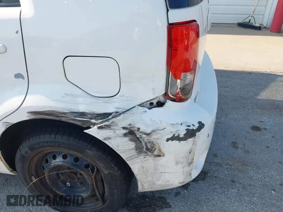 ✅ 2012 Scion xB • VIN: JTLZE4FE4CJ012299 • Lot: 42983181. Wystawiony na IAAI z przebiegiem 119 167 mil. Bezpłatny archiwum sprzedaży aukcyjnych z USA i szczegółowy raport historii pojazdu na DreamBid. Zdjęcie 6.