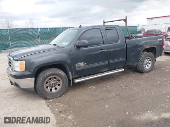 ✅ 2013 GMC Sierra 1500 SL • VIN: 1GTR2UEA8DZ408824 • Лот: 43660504. Опубликован ранее на IAAI с пробегом 219 644 миль. Бесплатный доступ к архиву аукционных продаж из США и подробный отчёт об истории автомобиля на DreamBid. Изображение 2.
