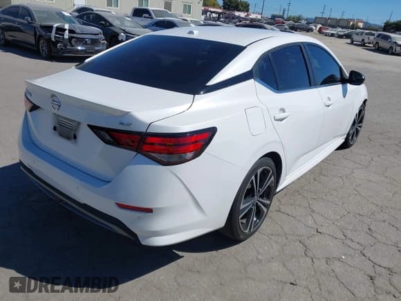 ✅ 2023 Nissan Sentra SR • VIN: 3N1AB8DV6PY242667 • Lot: 43171173. Wystawiony na IAAI z przebiegiem 18 874 mil. Bezpłatny archiwum sprzedaży aukcyjnych z USA i szczegółowy raport historii pojazdu na DreamBid. Zdjęcie 4.