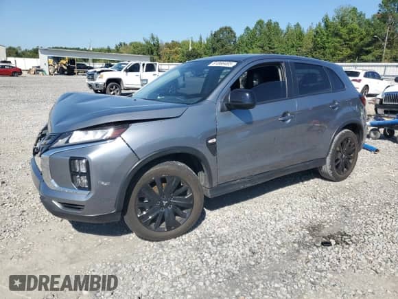 2024 Mitsubishi Outlander S z VIN JA4ARUAU5RU010395, wystawiony jako Copart lot #81866485 z przebiegiem 32 765 mil mil oraz Szkoda całkowita • Salvage title. Historia ofert i sprzedaży dostępna na DreamBid. Obrazek 1.