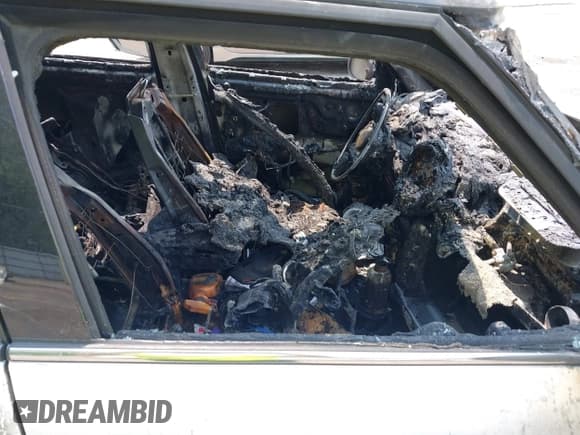 ✅ 2014 MINI Countryman • VIN: WMWZB3C5XEWR42262 • Lot: 42391574. Listed on IAAI with Not provided. Free auction sales archive from the USA and detailed vehicle history report at DreamBid. Image 5.