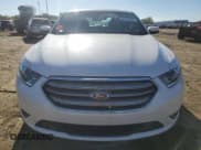 ✅ 2015 Ford Taurus SEL • VIN: 1FAHP2E83FG192108 • Lot: 82410495. Wystawiony na Copart z przebiegiem 73 912 mil. Bezpłatny archiwum sprzedaży aukcyjnych z USA i szczegółowy raport historii pojazdu na DreamBid. Zdjęcie 5.