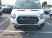 ✅ 2023 Ford Transit Cargo • VIN: 1FTYE1Y83PKA31763 • Lot: 41380494. Wystawiony na IAAI z przebiegiem 35 469 mil. Bezpłatny archiwum sprzedaży aukcyjnych z USA i szczegółowy raport historii pojazdu na DreamBid. Zdjęcie 6.