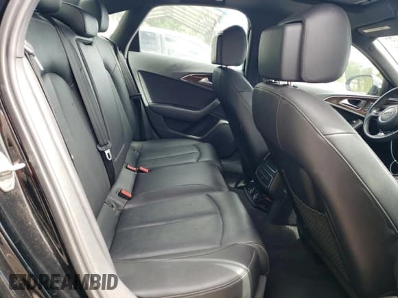 ✅ 2015 Audi A6 Premium • VIN: WAUFFAFC6FN008144 • Lot: 59812215. Wystawiony na Copart z przebiegiem 89 791 mil. Bezpłatny archiwum sprzedaży aukcyjnych z USA i szczegółowy raport historii pojazdu na DreamBid. Zdjęcie 10.